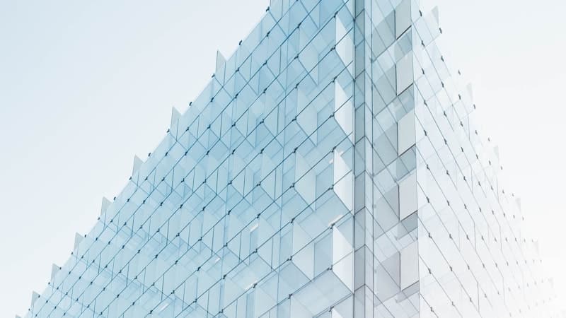 Building exterior facade with glazing panels