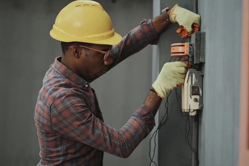 Electromechanical HVAC ducting and electrical installation work